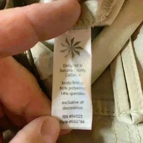 ATHLETA Whatever Trail Everyday Skort Skirt Tan Stretch Flared Women's Size 8 - Picture 9 of 10